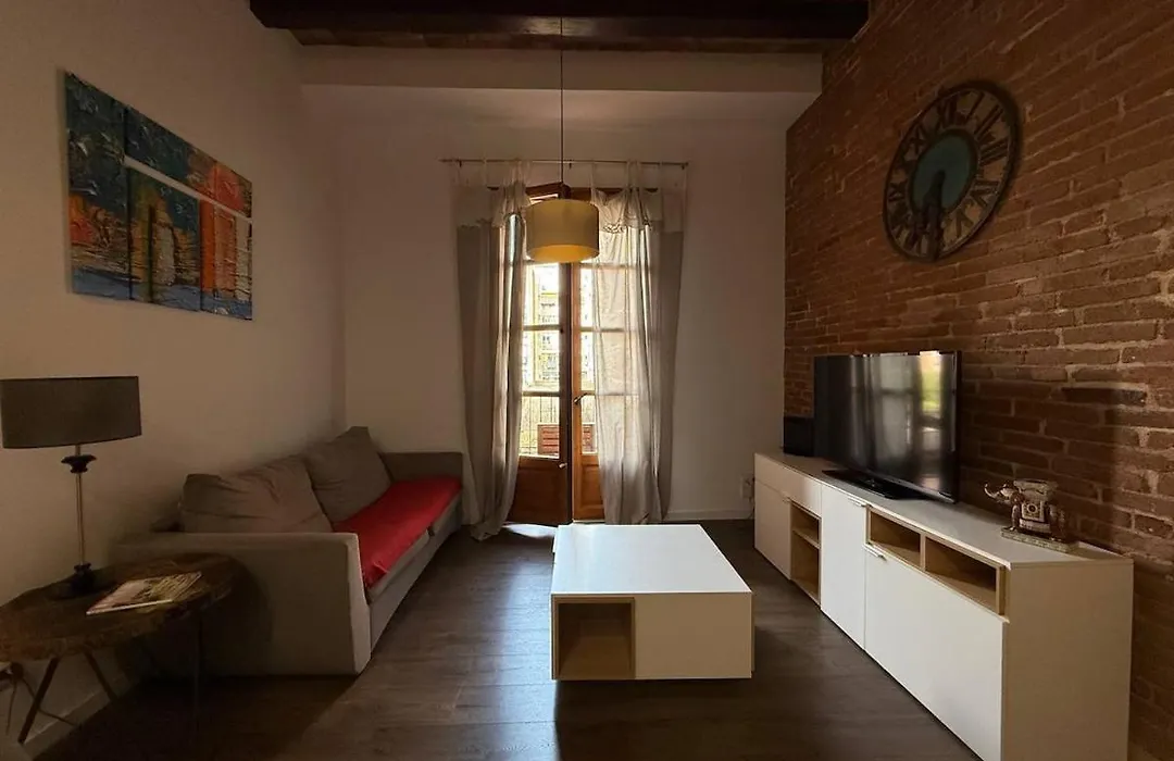 Centric 2 Bedroom Apartment-1